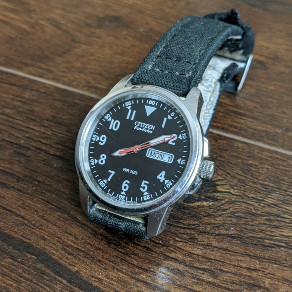 Citizen Eco Drive Chandler Field Watch BM8180-03E